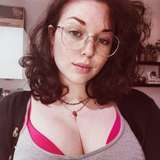 leahvonnoirefree from onlyfans