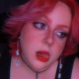 e-nonbinarybabe from onlyfans
